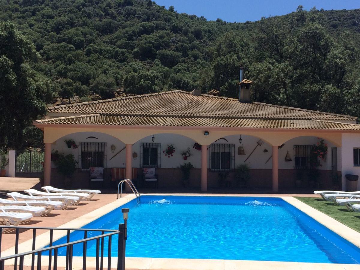 Villa La Quinta Priego de Córdoba Екстериор снимка